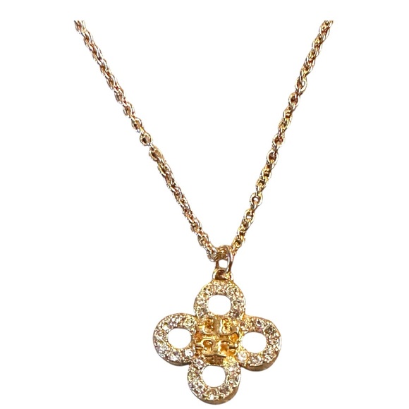 New Tory Burch Kira Clover Pave Pendant Necklace in Gold. - Picture 1 of 6